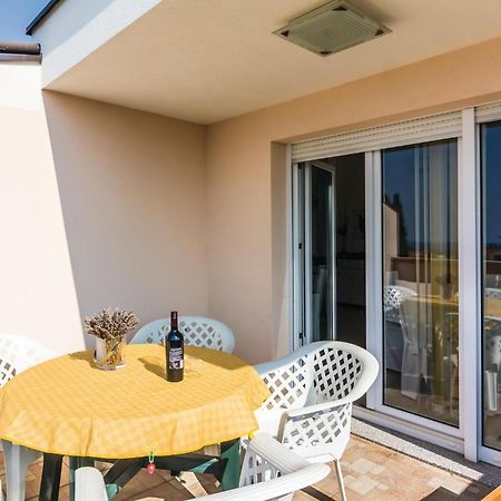 Stunning Apartment In Fazana With House Sea View エクステリア 写真