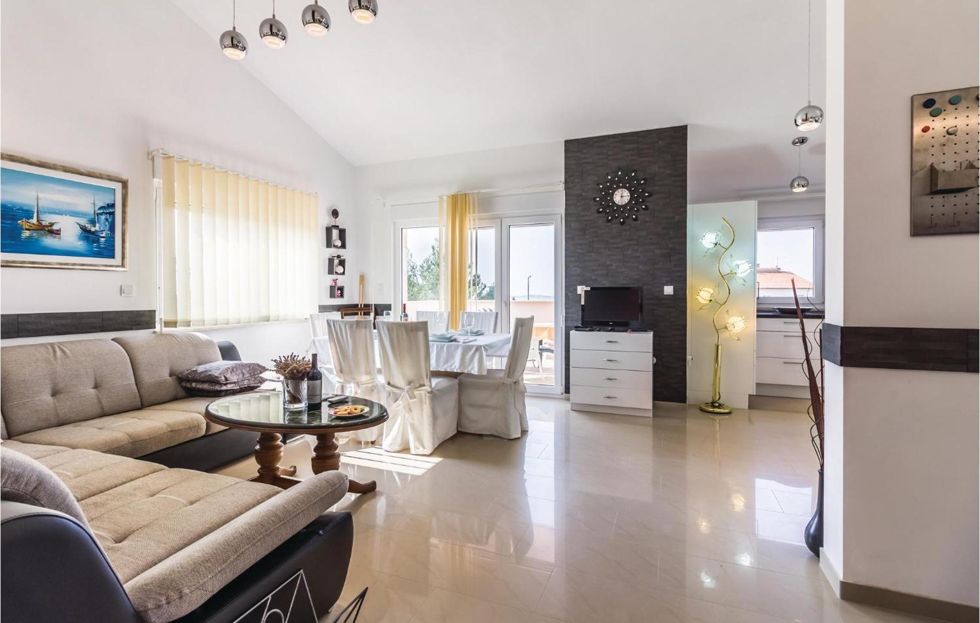 Stunning Apartment In Fazana With House Sea View エクステリア 写真